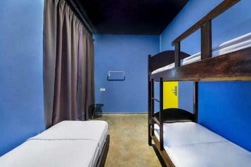 Hotel Spot On 89956 The Blue Malacca