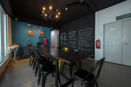 Hotel Spot On 89956 The Blue Malacca