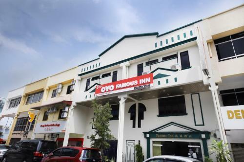 Oyo 764 Hotel Famous Inn