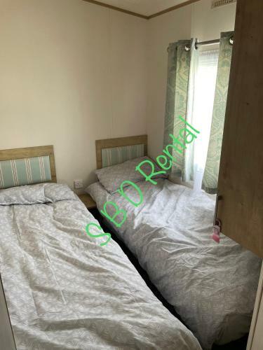 Summer Breeze Deluxe Caravan Rental