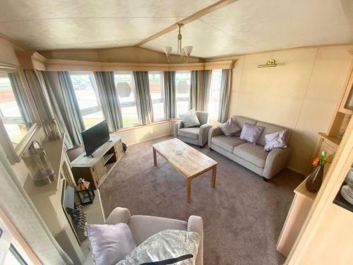Luxury 2 Bedroom/two Bathroom (sleeps 6) Caravan