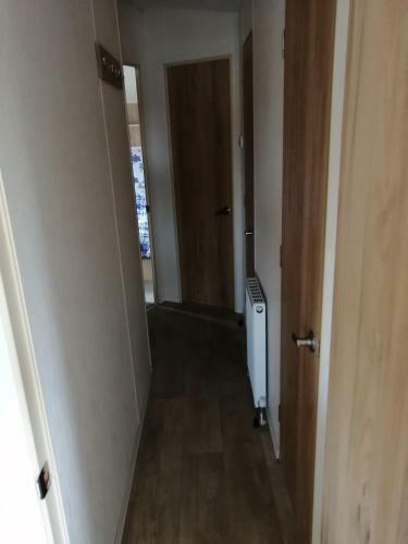 F 41 Hutleys Caravan Park