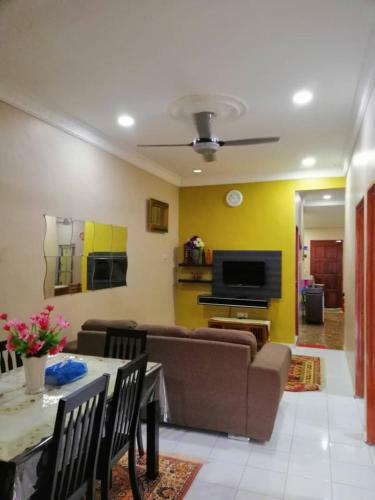 Khainadz Homestay