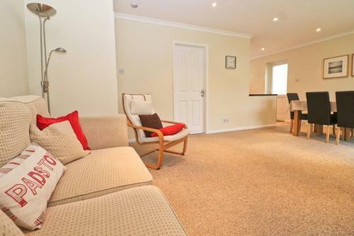 7 Bays For 7 Days! Spacious Bungalow Near 7 Beaches