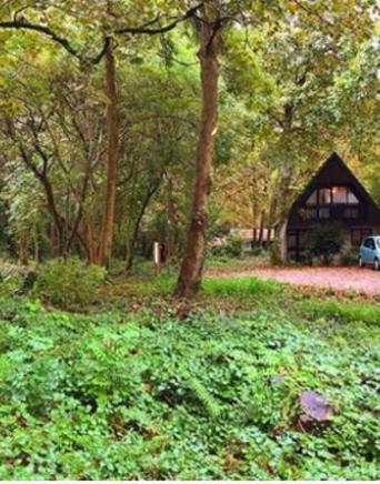 Lowena Lodge