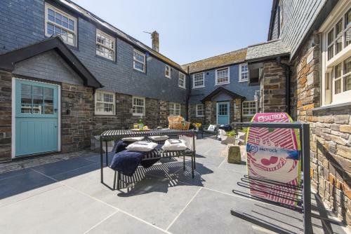 Iris 5 Star Gold Award Luxury Cottage