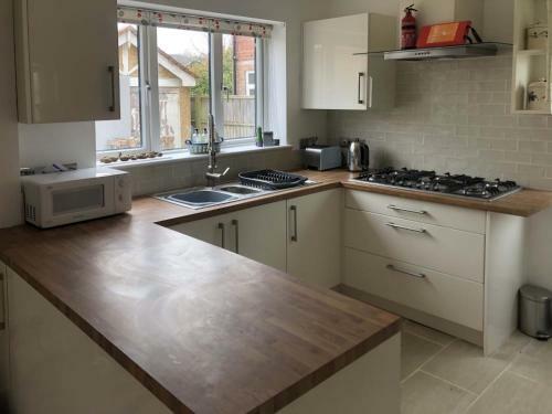107 Netherhampton Road