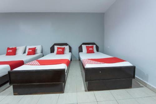 Oyo 90254 D Anugerah Hotel