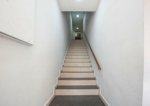 Oyo 90254 D Anugerah Hotel