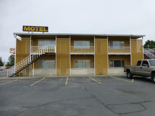 Posada Umatilla Inn & Suites
