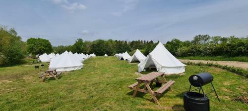 Personal Pitch Tent 6 Persons Glamping 32