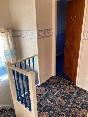 Hostal Cheerful Double Room In Lancaster House