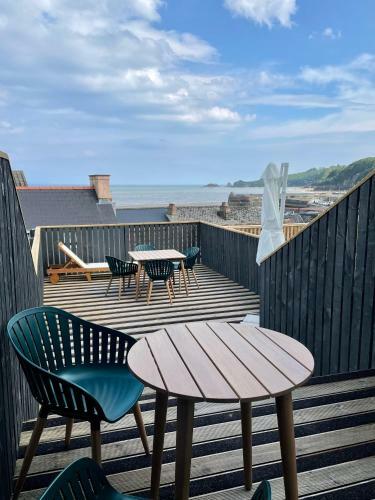 Seadrift - Modern Cottage - Panoramic Sea Views