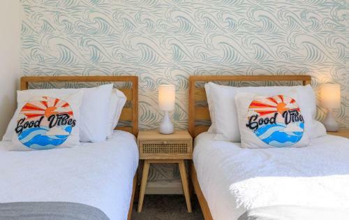 Brook Cottage 1.5 Miles From The Beach