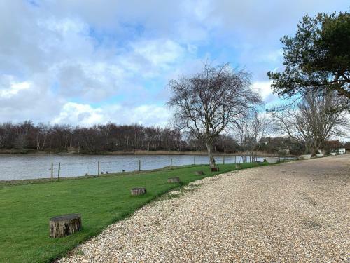 2 Bedroom Bunglow Sv57, Seaview, Isle Of Wight