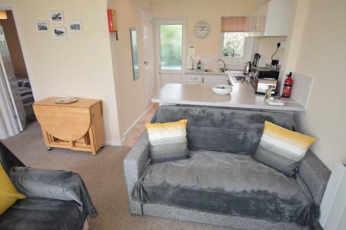 2 Bedroom Bunglow Sv57, Seaview, Isle Of Wight