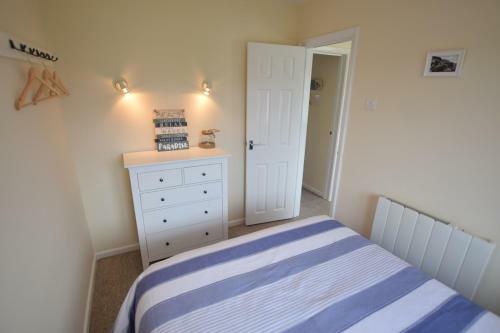 2 Bedroom Bunglow Sv57, Seaview, Isle Of Wight