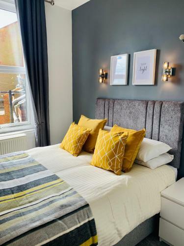 The Marlborough Sea View Holiday Apartments