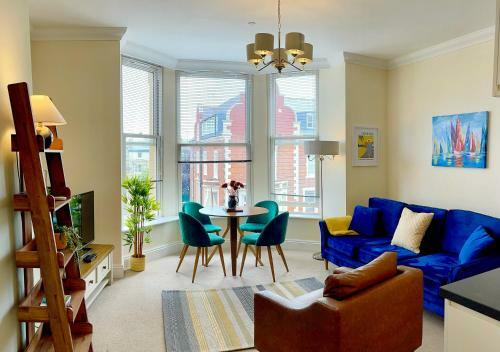 Stylish Apartment With Free Parking, Lift & Views