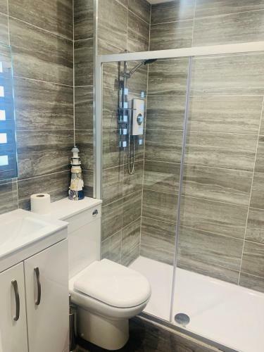 Sandleigh Apartment