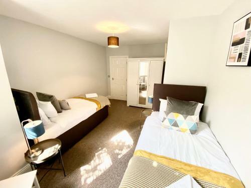 South Cliff Apartment With Garden