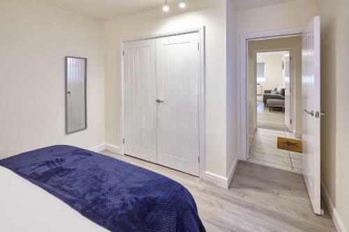 Host & Stay - Royal Cottage