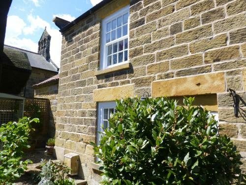 1 Church Cottages