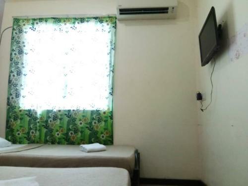 Spot On 90477 Hotel Kl2fighter