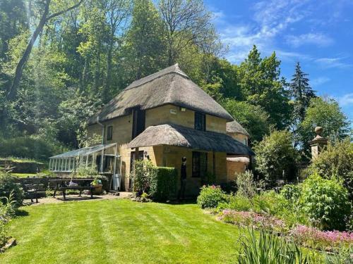 Round Lodge Dorset