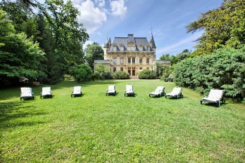 Hostal Ch�teau De Camperos Vignes & Spa