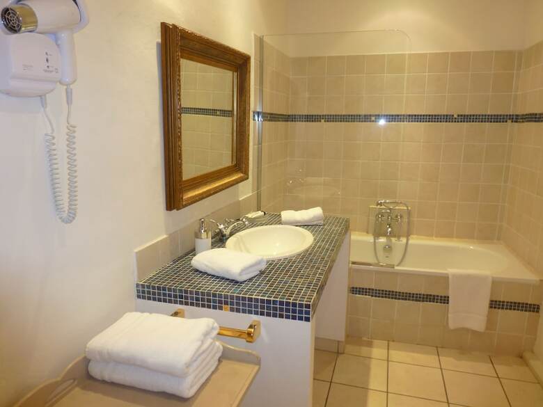 Hostal Le Vieux Bistrot