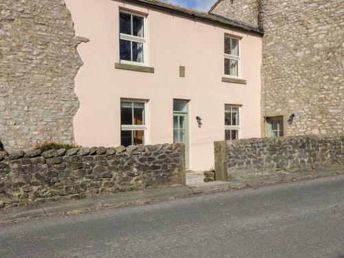 2 Hull House Cottage