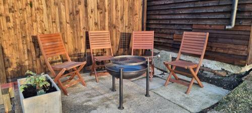 Charming 3 Bed Cottage With Beautiful Rural Views