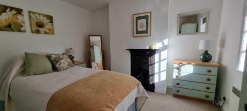 Charming 3 Bed Cottage With Beautiful Rural Views