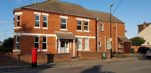 Palmerston House, 5 Bed Sleeps 12