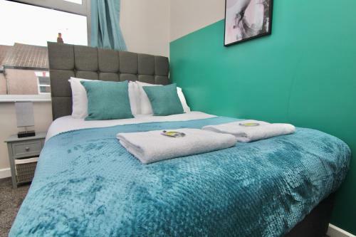 Mount House - Cosy Spacious Home