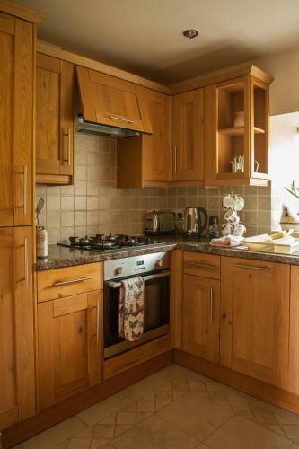 Bramble Cottage & Rossmoor Cottage