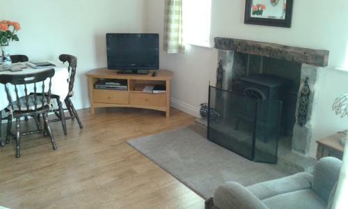 Bramble Cottage & Rossmoor Cottage