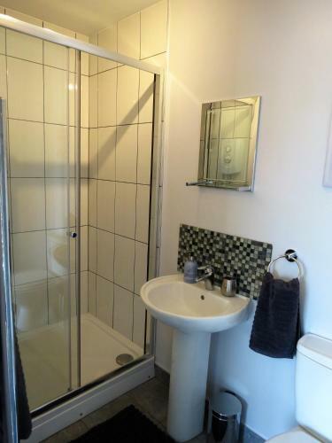 Hostal No1 Guest House