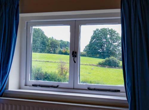 Fabulous Listed Barn With The Best Valley View
