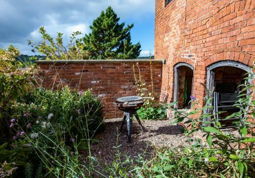 Fabulous Listed Barn With The Best Valley View