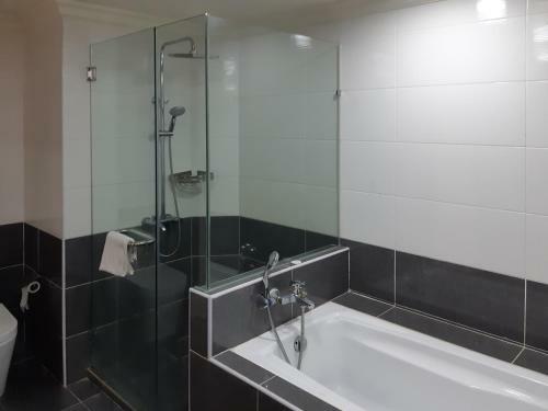 Apartamentos Alpha Service Suites At Times Square Kl
