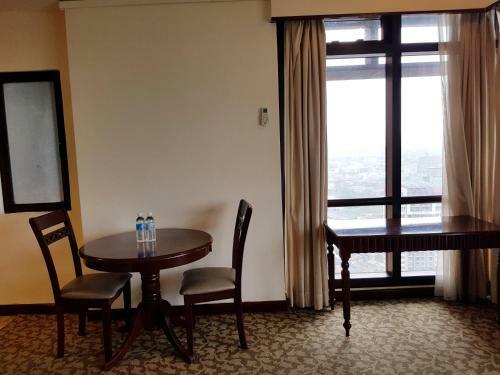 Apartamentos Alpha Service Suites At Times Square Kl