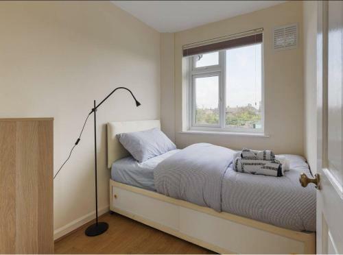 Apartamento Modern 4 Bedroom House In Heathrow, London