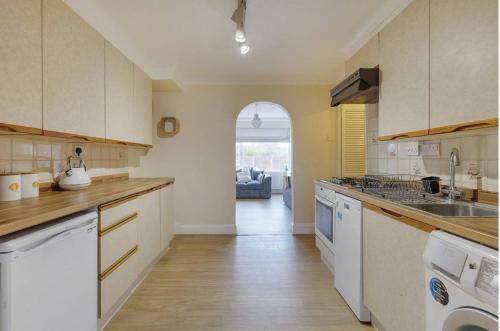 Apartamento Modern 4 Bedroom House In Heathrow, London