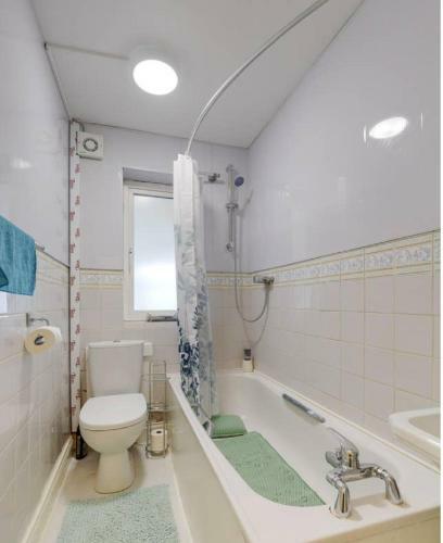 Apartamento Modern 4 Bedroom House In Heathrow, London