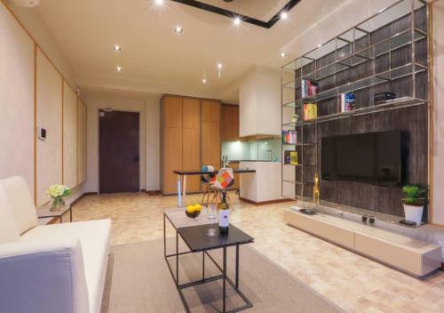 Hotel Expressionz Suites By V&c