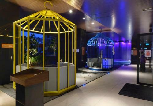 Hotel Expressionz Suites By V&c