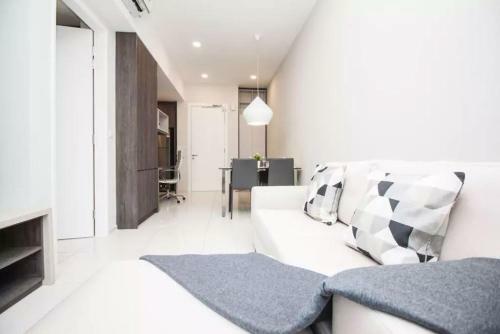 Hostal The Robertson Kl