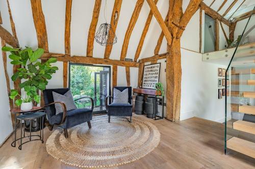 Tithe Barn 10 Guests